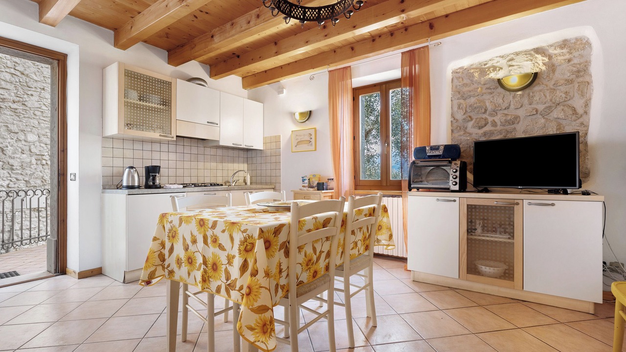 Photo of Kitchen in Assenza
