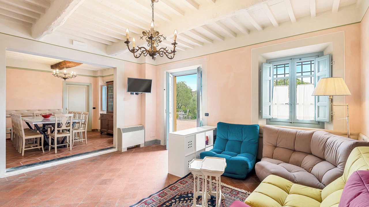 Photo of Livingroom in Valgiano