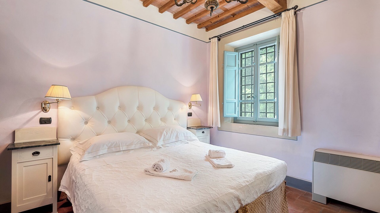 Photo of Bedroom in Valgiano