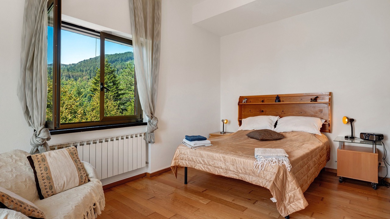 Photo of Bedroom in Borzonasca