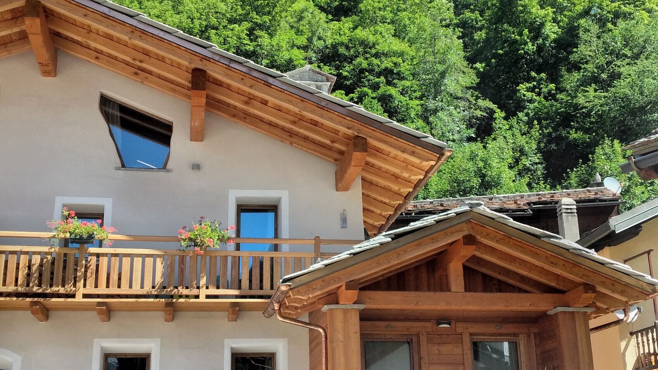 Photo of Outdoor in Maen
