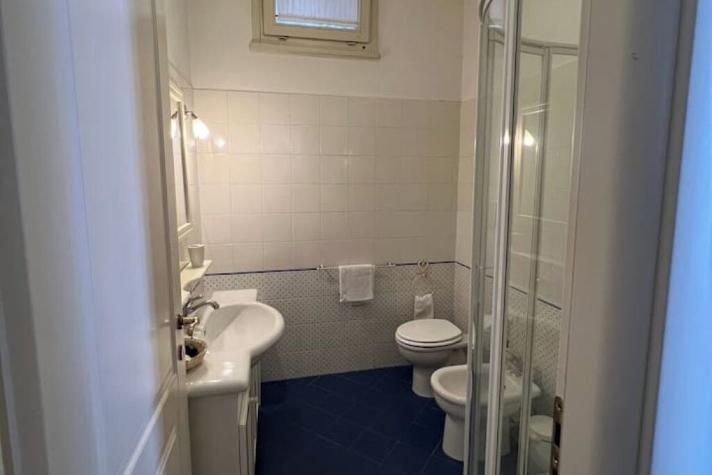 Photo of Bathroom in Arrone
