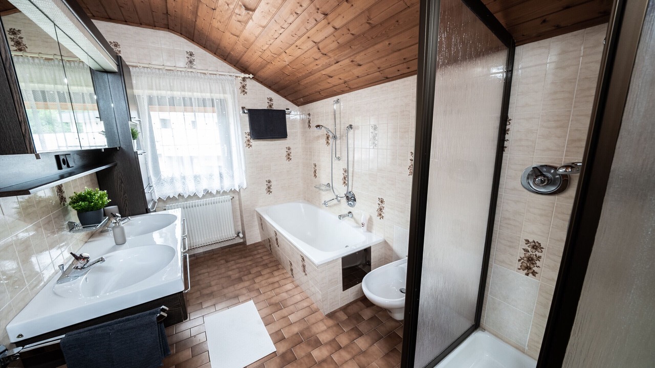 Photo of Bathroom in Caldaro Sulla Strada del Vino