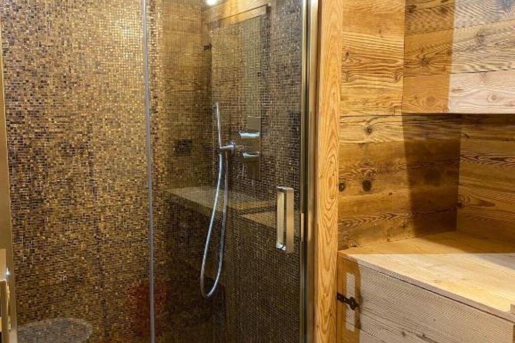 Photo of Bathroom in Lignod