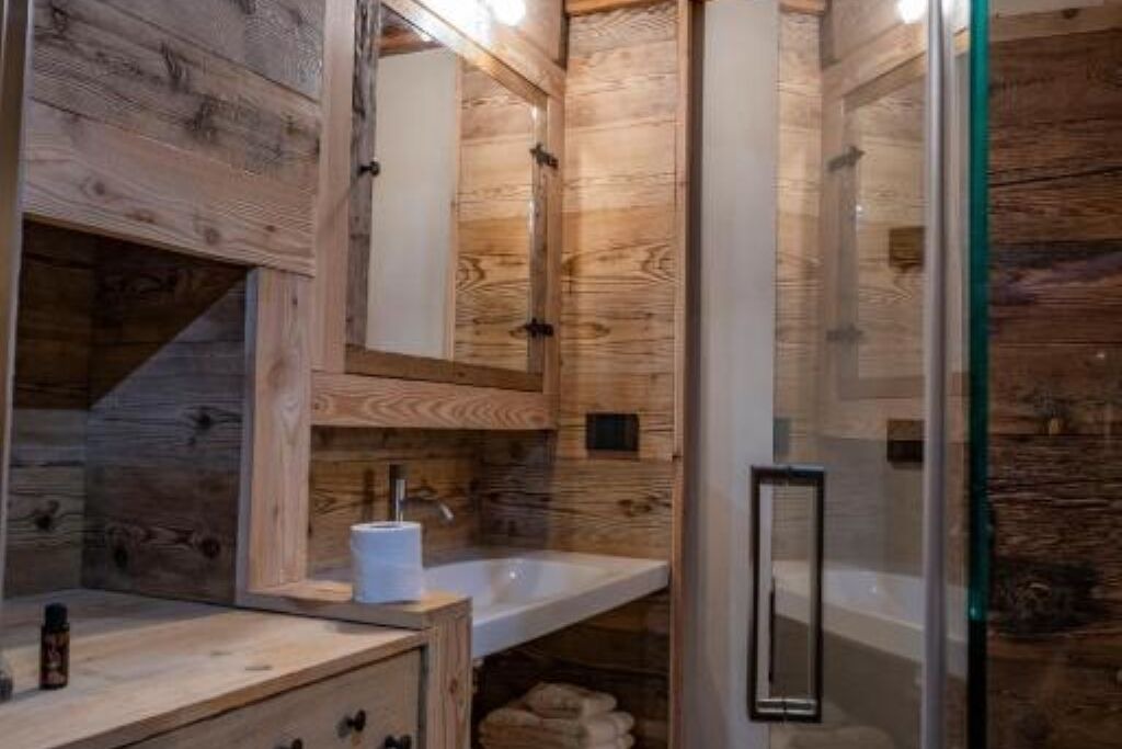 Photo of Bathroom in Lignod