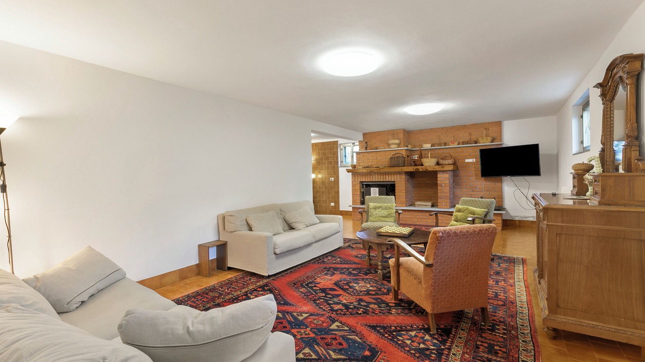 Photo of Bedroom in Porto Valtravaglia