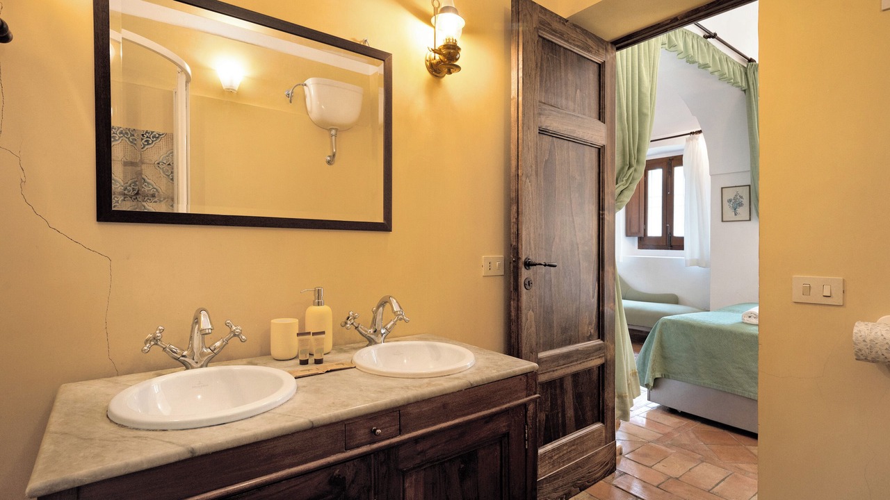 Photo of Bathroom in Meta