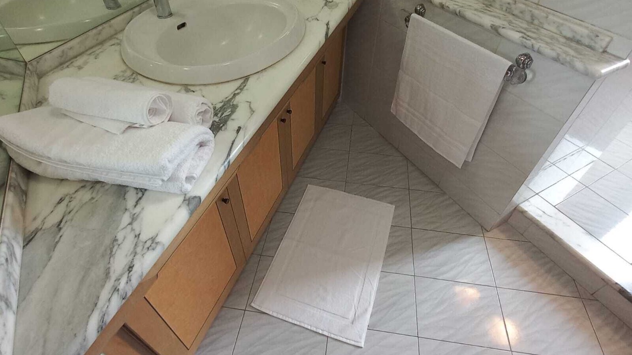 Photo of Bathroom in Nola