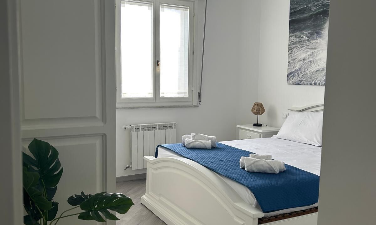 Photo of Bedroom in Luni Mare