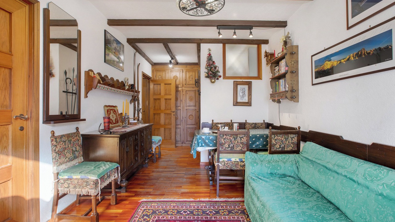 Photo of Livingroom in Courmayeur