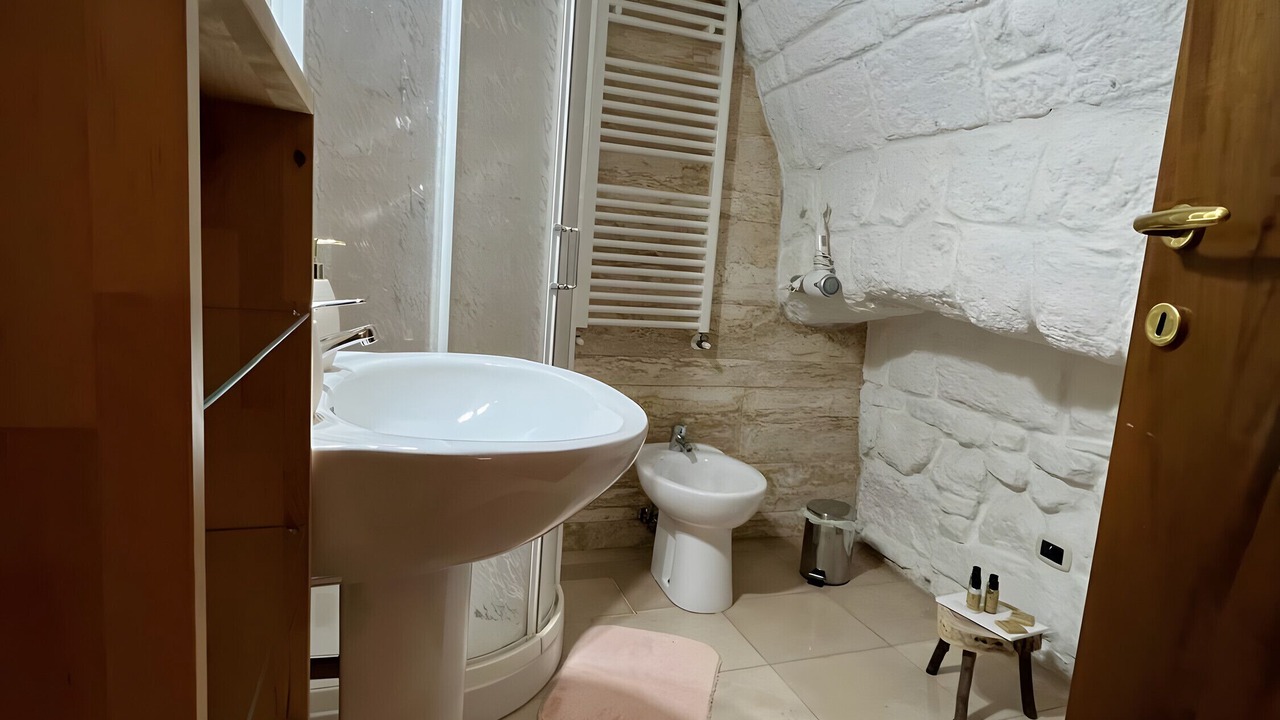Photo of Bathroom in Trani