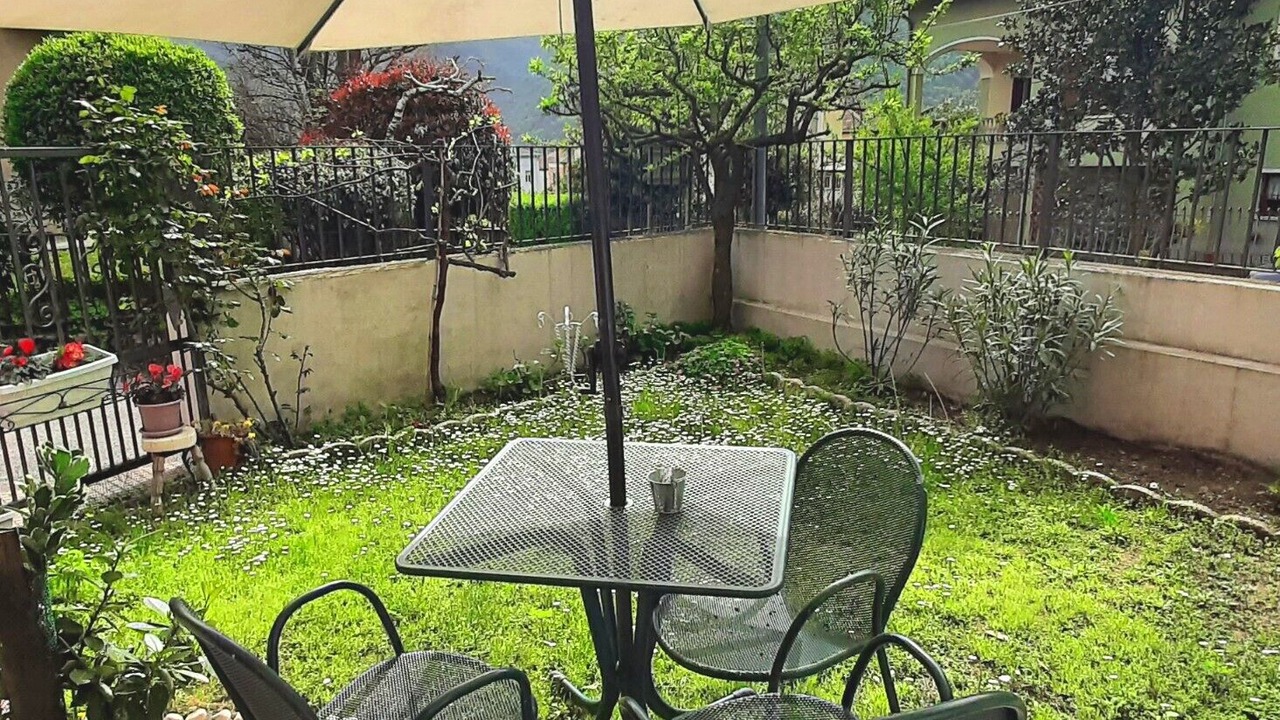 Photo of Outdoor in Nave