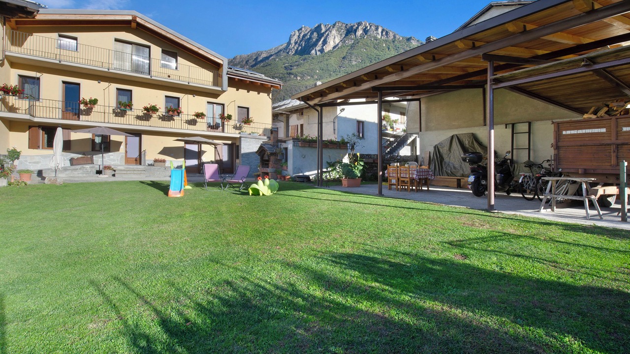 Photo of Outdoor in Pont-Saint-Martin