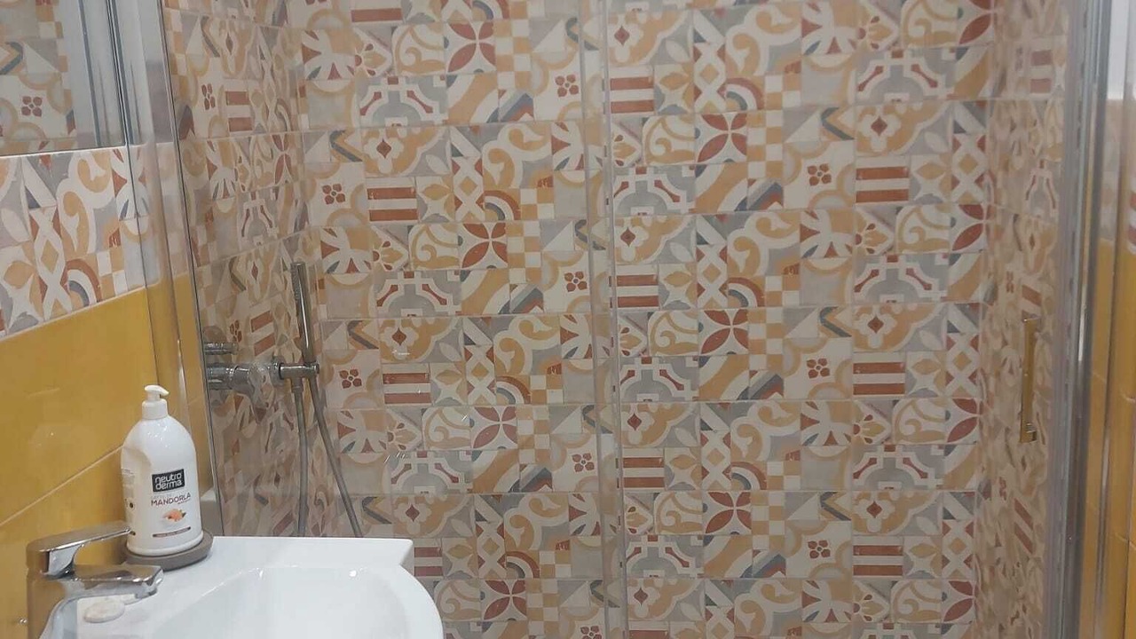 Photo of Bathroom in Meta