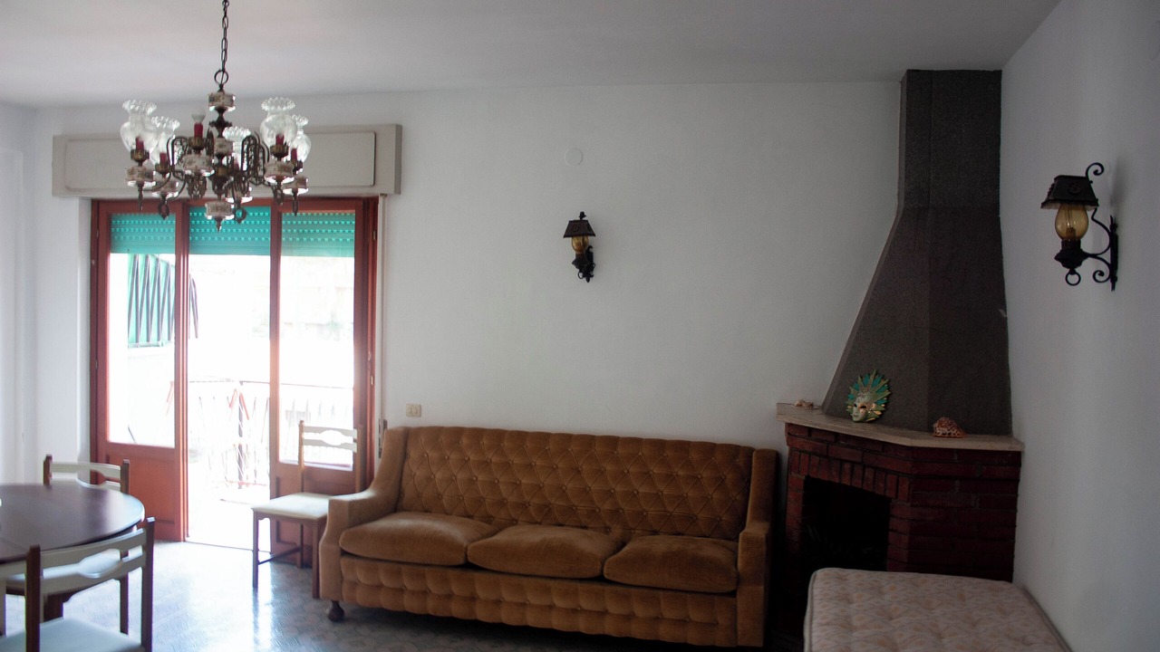 Photo of Livingroom in Latina Lido