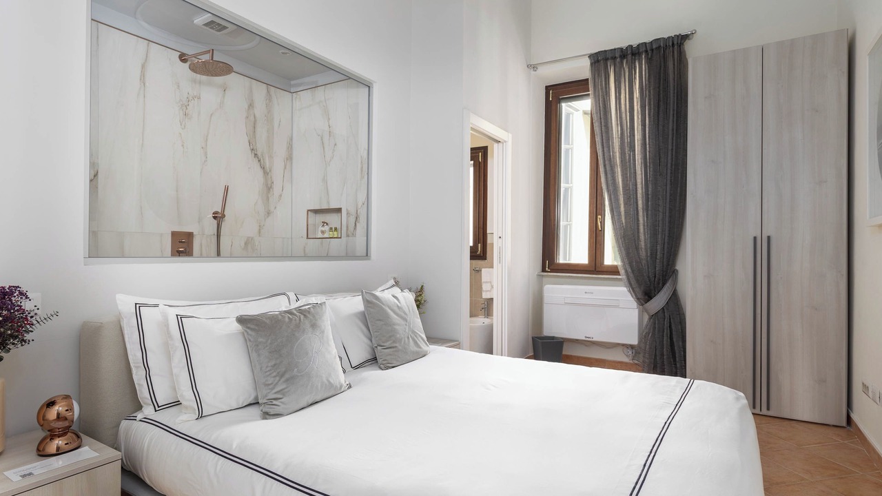 Photo of Bathroom in Rione XVI Ludovisi