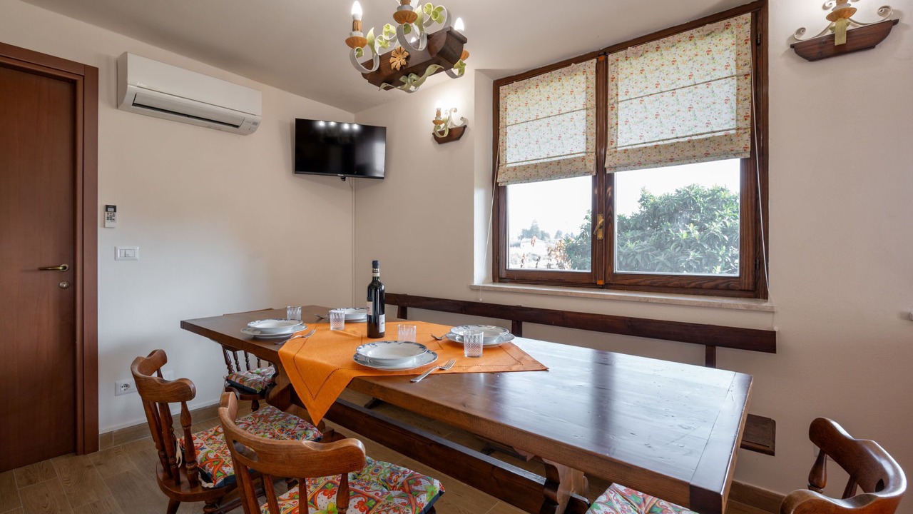 Photo of Bedroom in Castagnole Monferrato