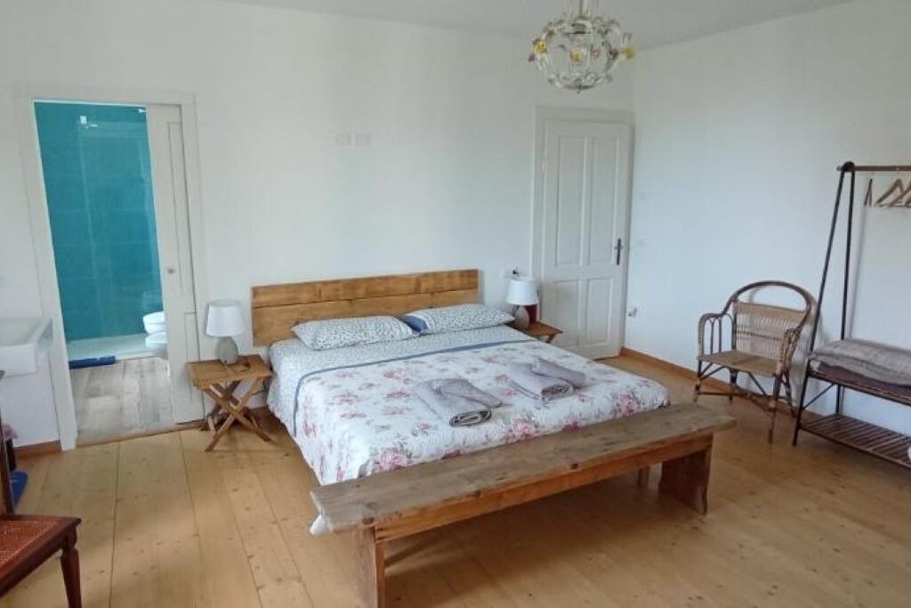 Photo of Bedroom in Terres