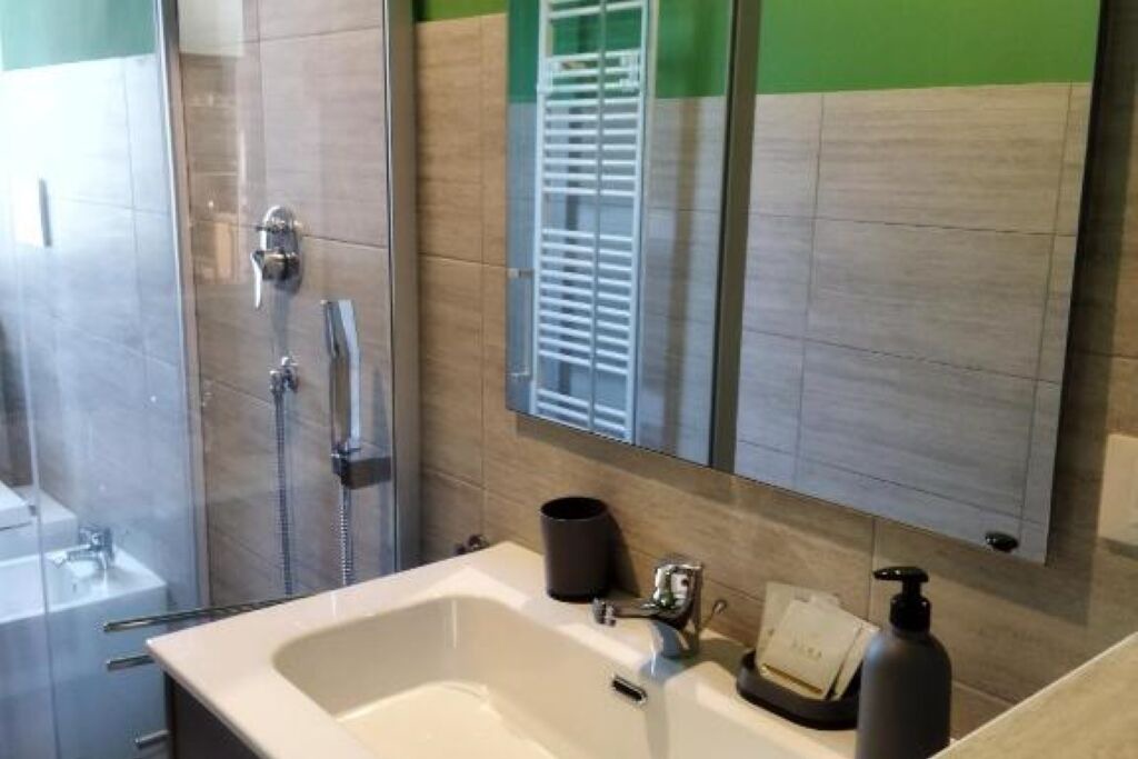 Photo of Bathroom in Viverone