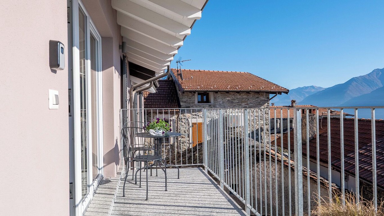 Photo of Patio Balcony in Vercana