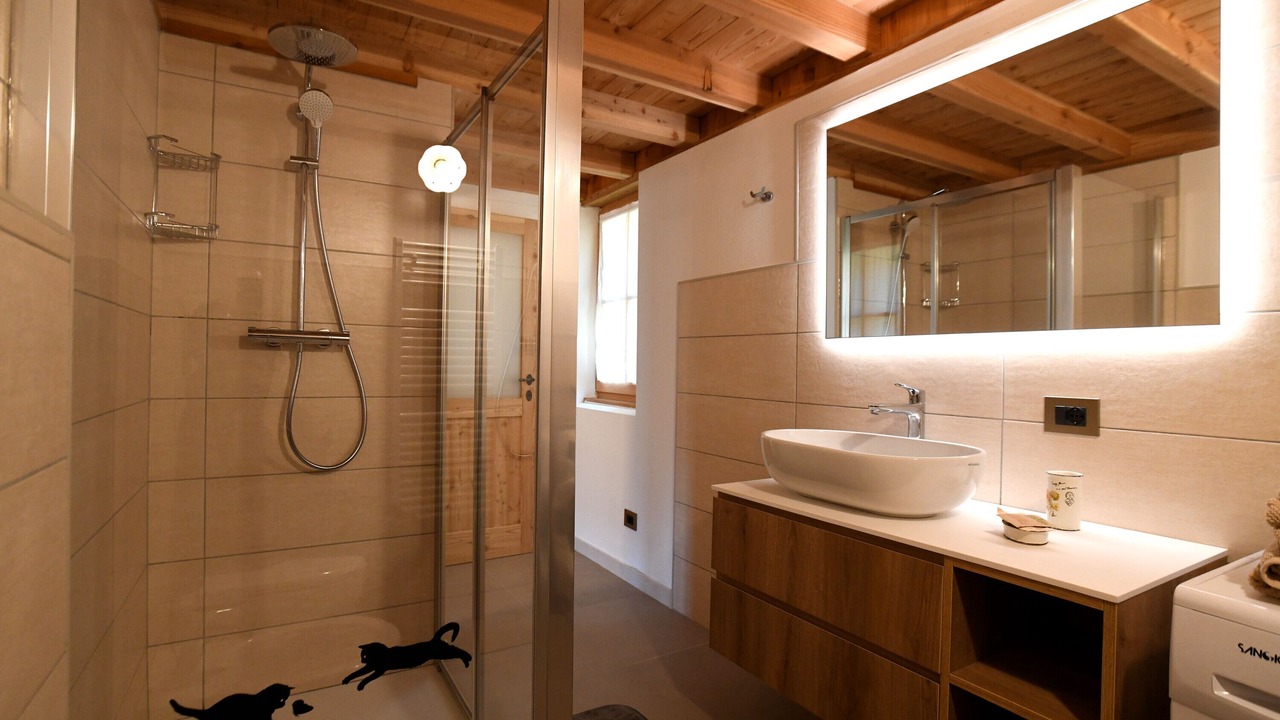 Photo of Bathroom in Porte di Rendena