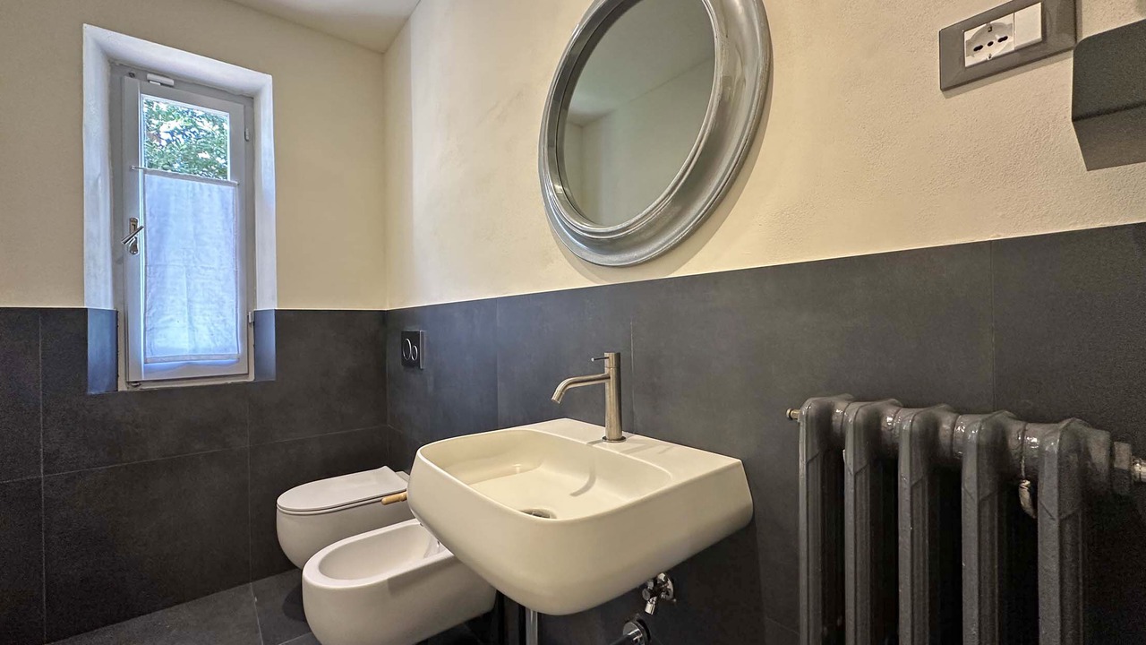 Photo of Bathroom in Borghetto-melara