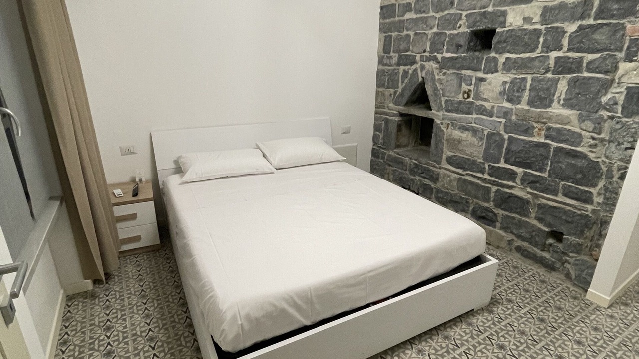 Photo of Bedroom in Como City Centre