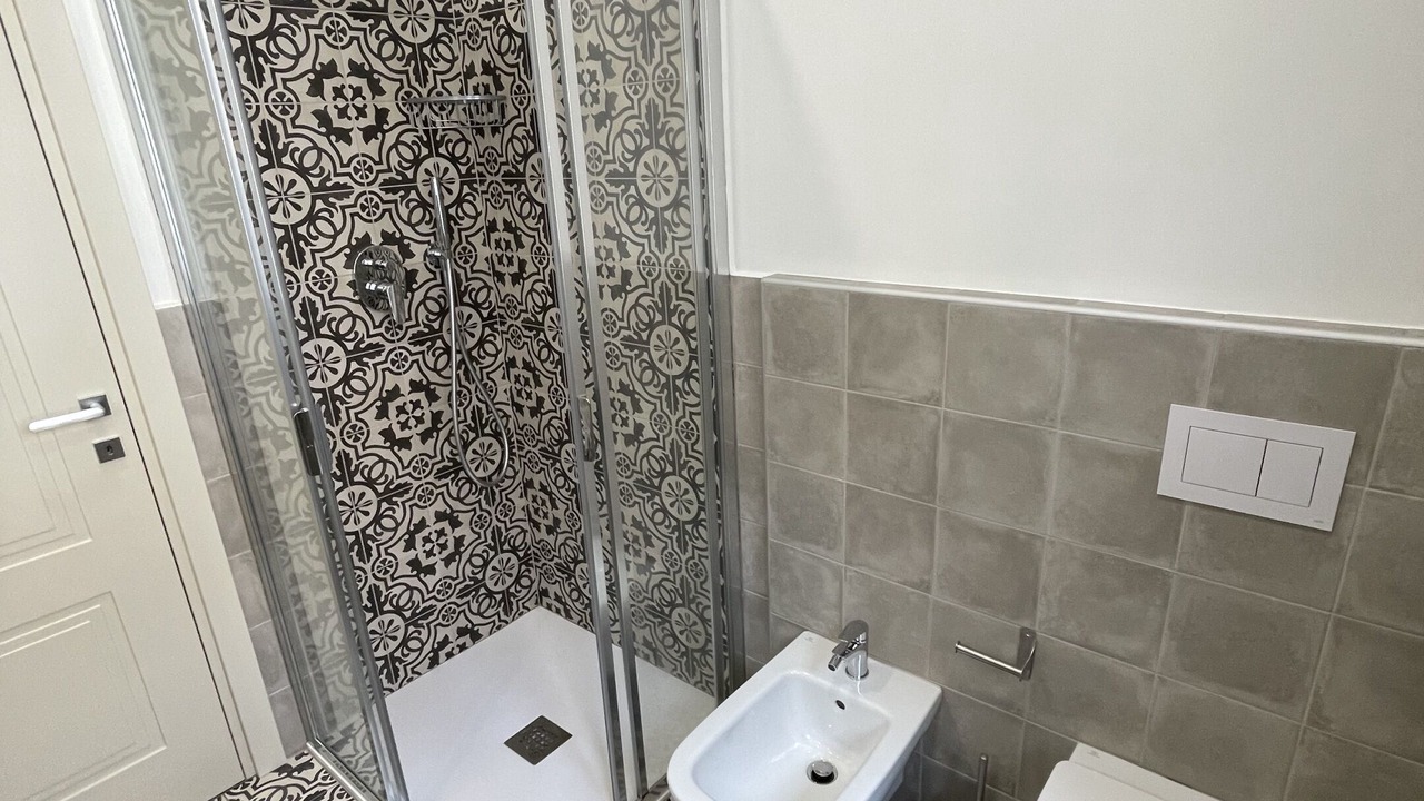 Photo of Bathroom in Como City Centre