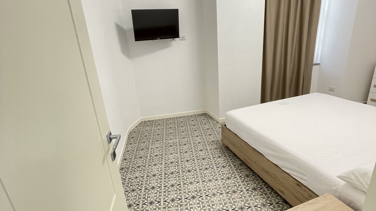 Photo of Bedroom in Como City Centre
