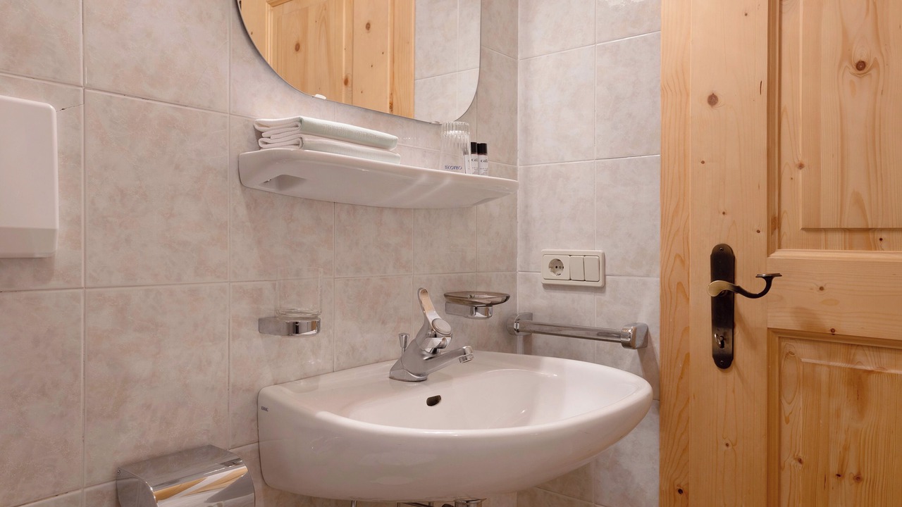 Photo of Bathroom in Sarntal