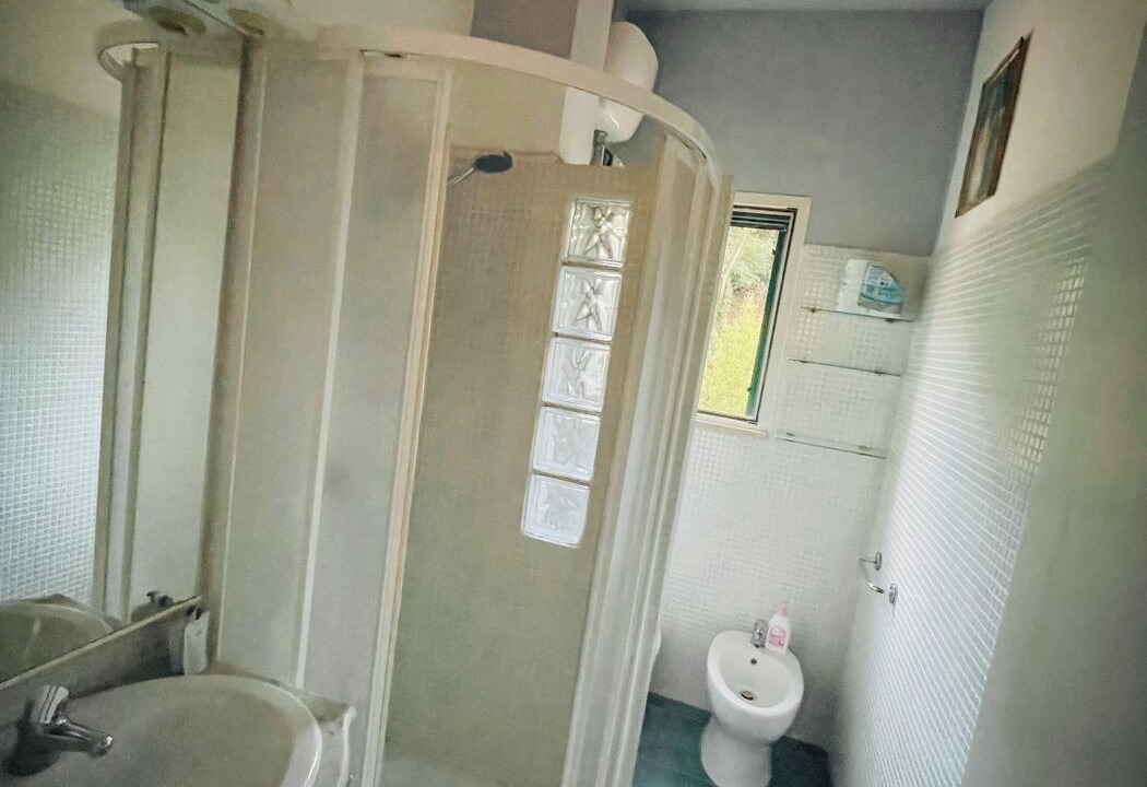 Photo of Bathroom in Suburbio XI della Vittoria