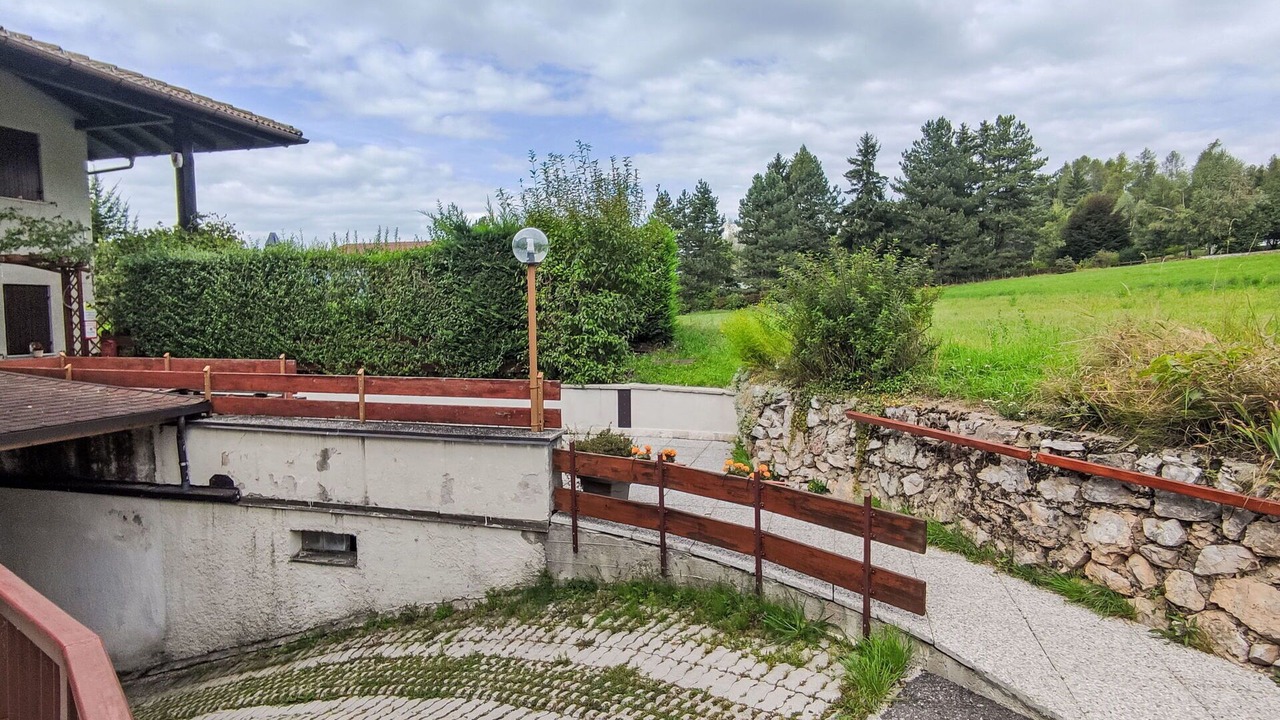 Photo of Others in Sfruz