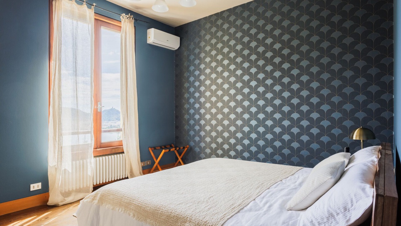 Photo of Bedroom in Como