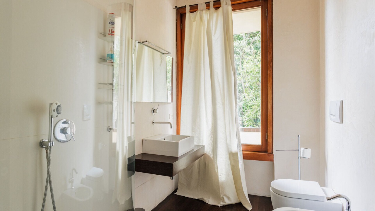 Photo of Bathroom in Como