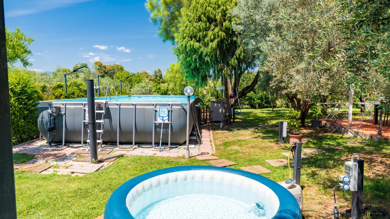 Photo of Outdoor in Girasole
