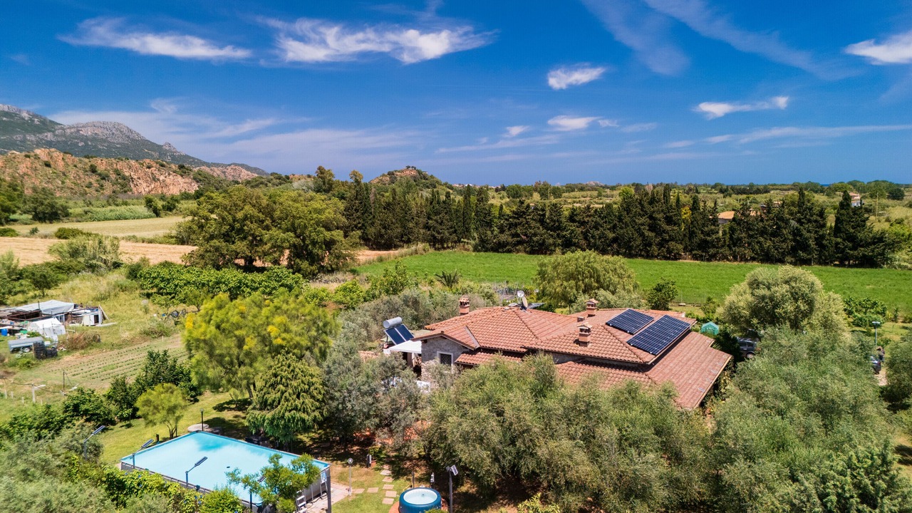 Photo of Outdoor in Girasole