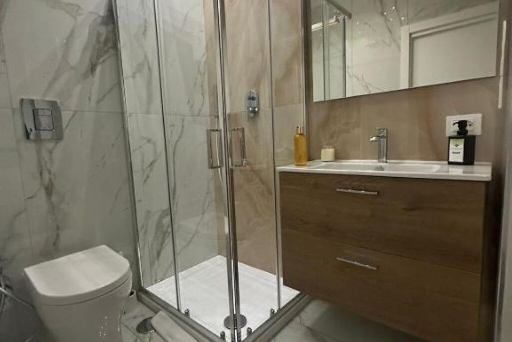 Photo of Bathroom in Naples