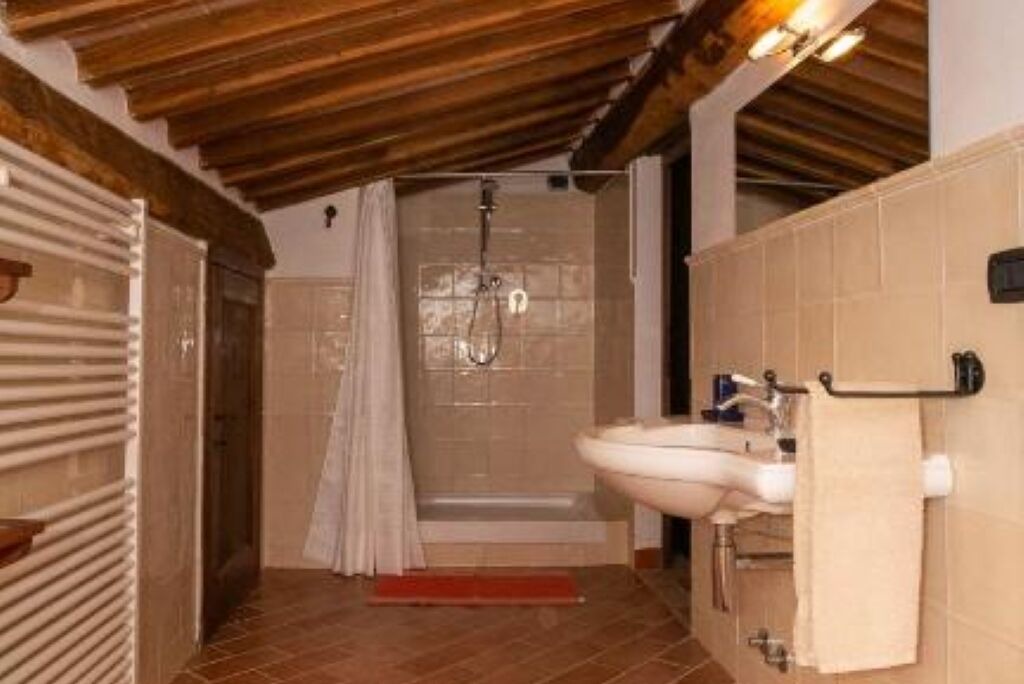 Photo of Bathroom in Radicondoli