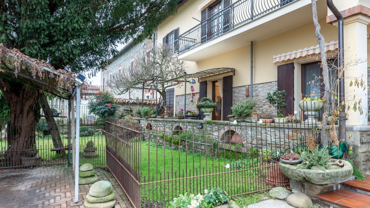 Photo of Patio Balcony in Monastero Bormida