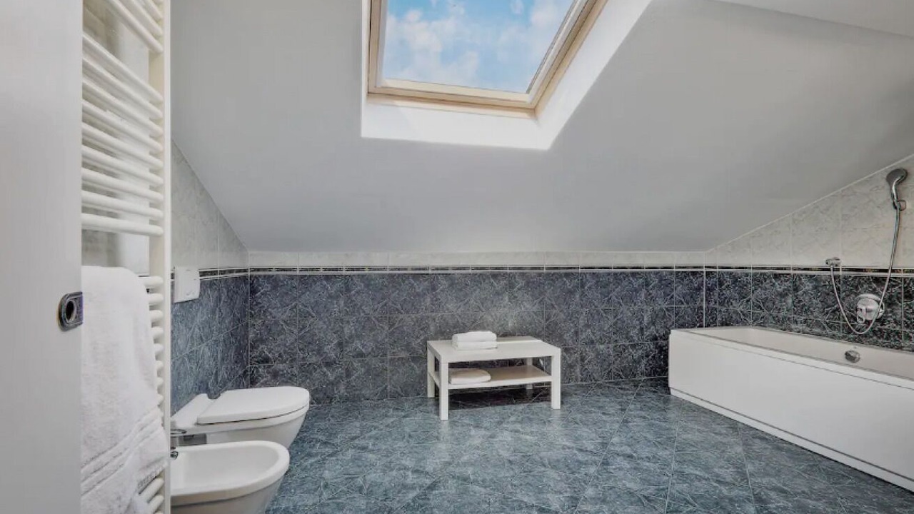 Photo of Bathroom in Como City Centre