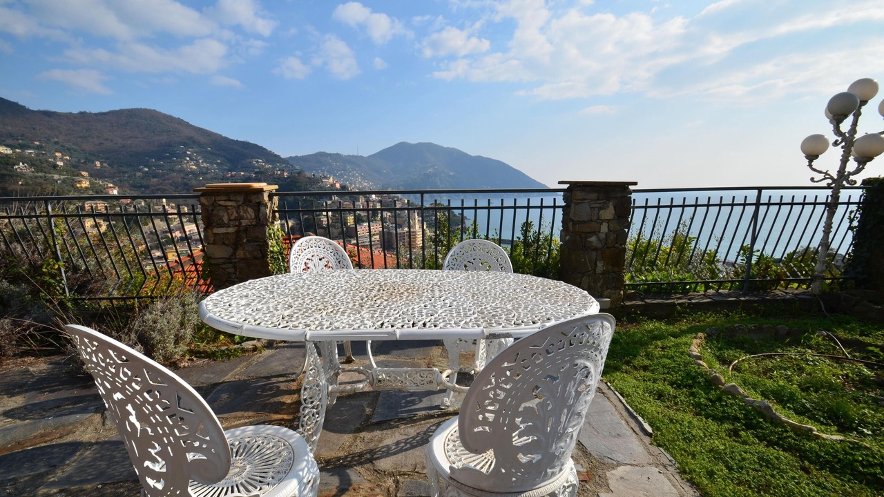 Photo of Outdoor in Recco