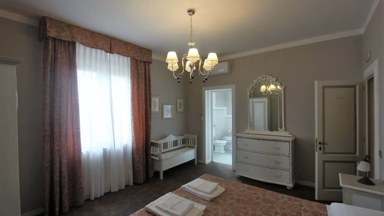 Photo of Bedroom in Certaldo
