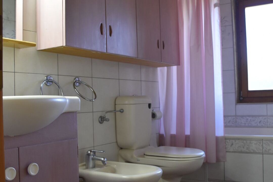 Photo of Bathroom in Cortemilia