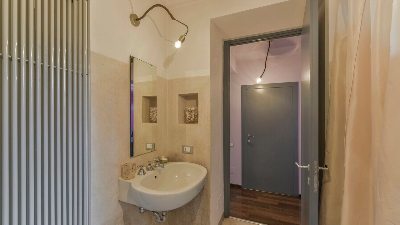 Photo of Bathroom in Canelli