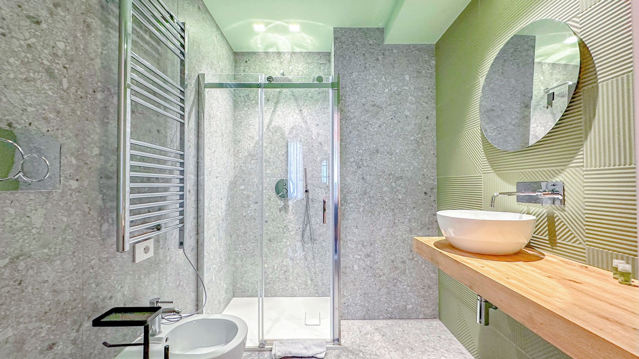 Photo of Bathroom in Chinatown
