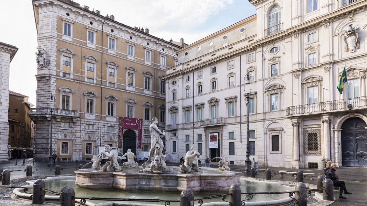 Photo of Others in Navona