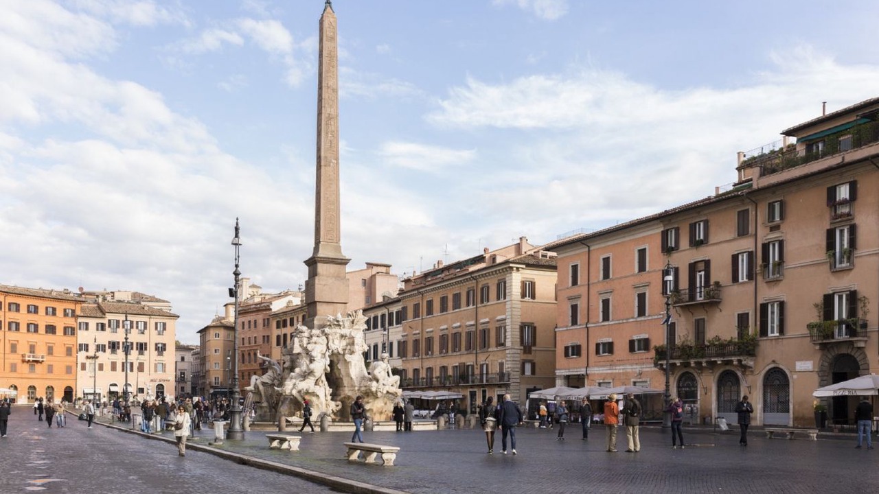 Photo of Others in Navona