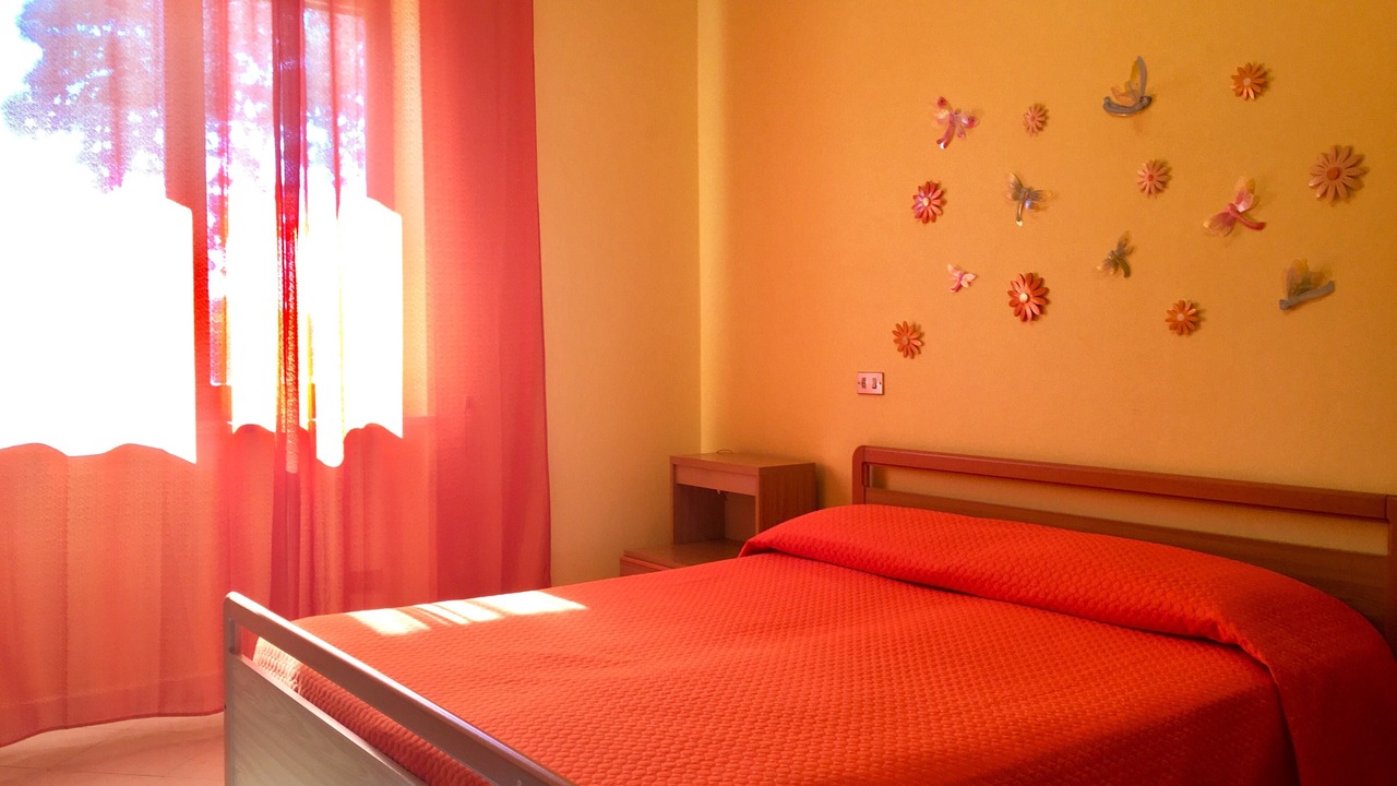 Photo of Bedroom in Latina Lido