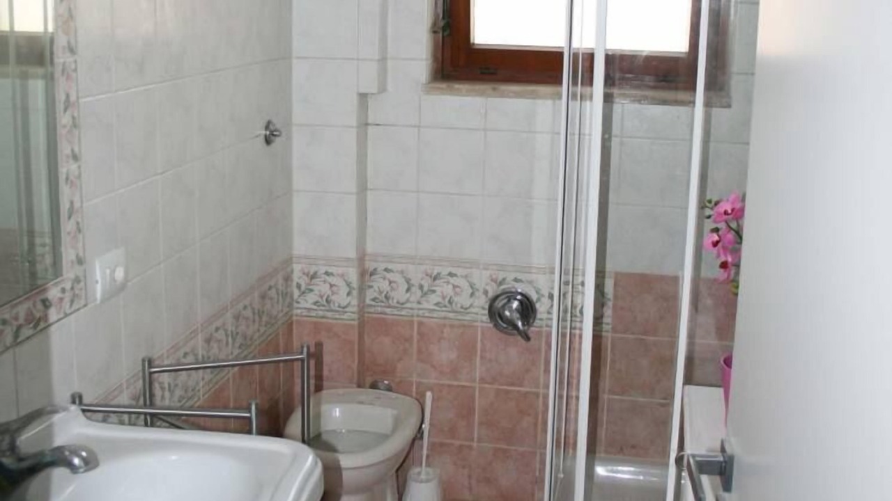 Photo of Bathroom in Quartiere XXXIII Lido di Ostia Ponente