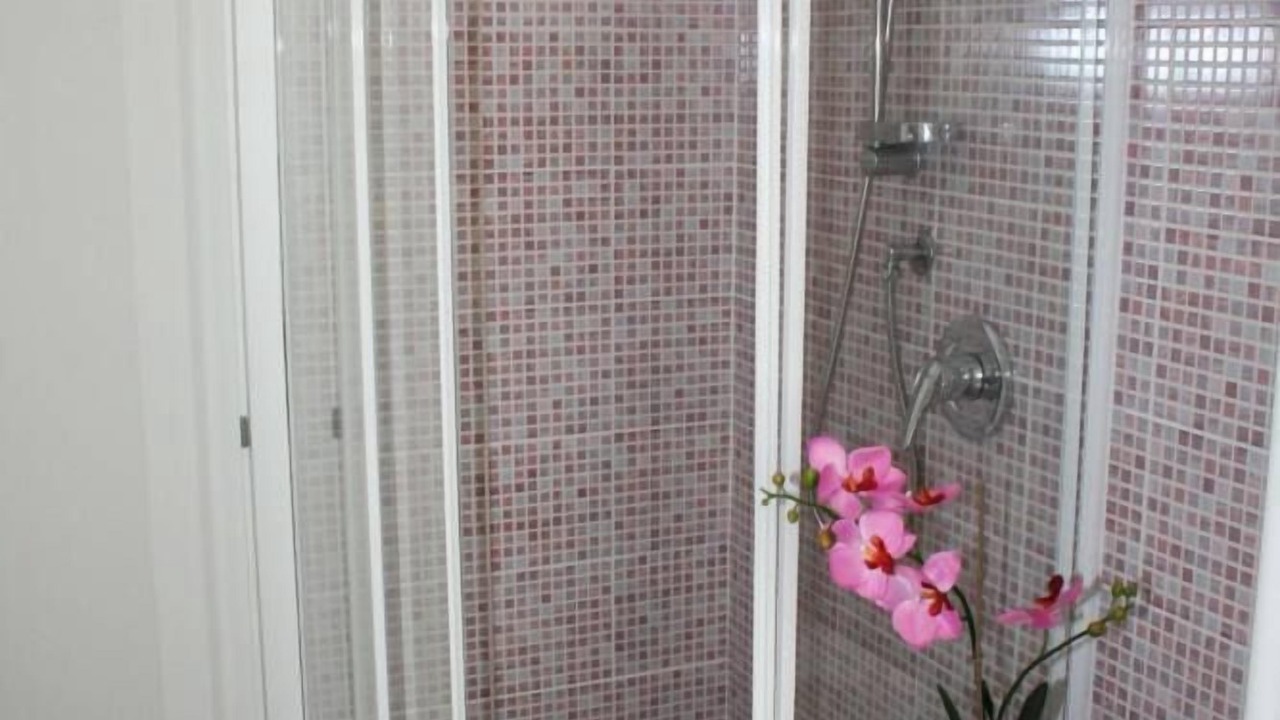 Photo of Bathroom in Quartiere XXXIII Lido di Ostia Ponente